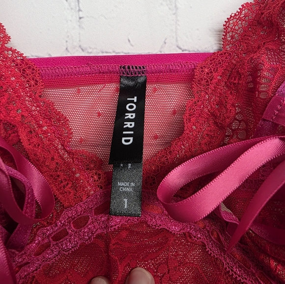 Torrid / Lace Bralette in Pink & Red - Picture 2 of 7
